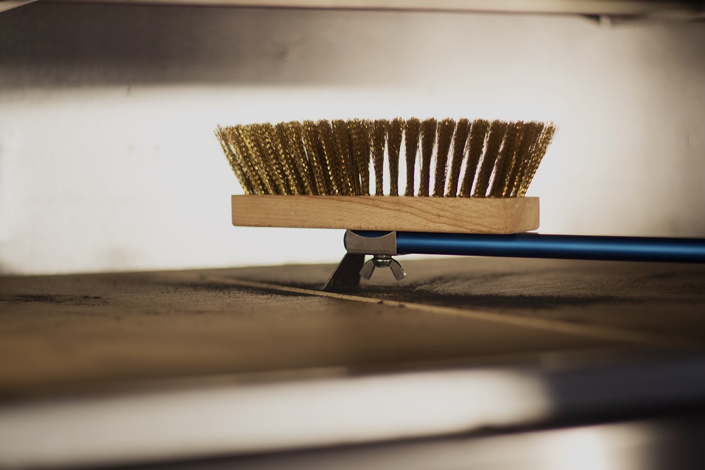 GI.Metal - Brosse orientable soies en laiton, tête 20x6,6 cm avec racloir